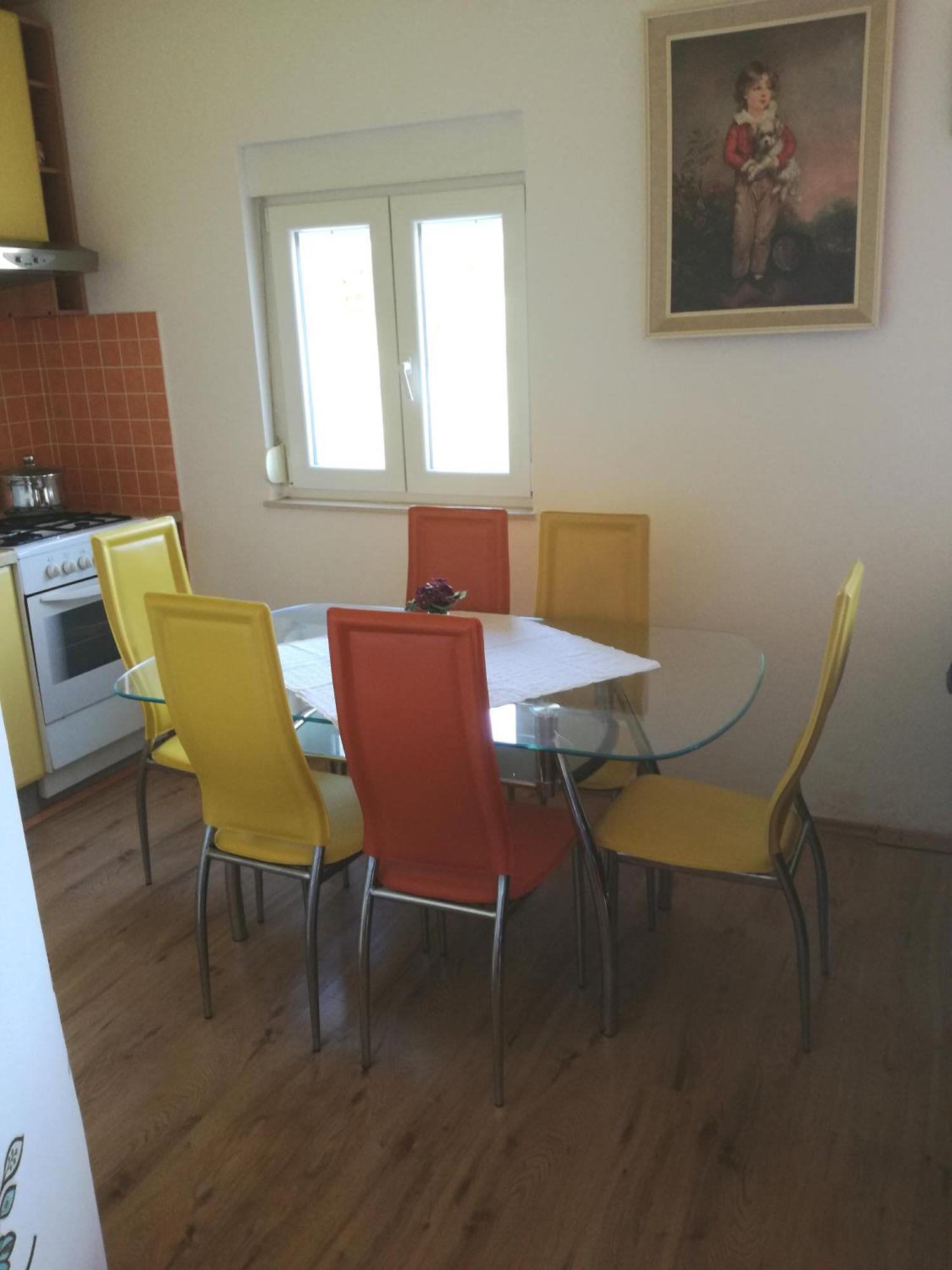Apartman Mari โตรกีร์ ภายนอก รูปภาพ